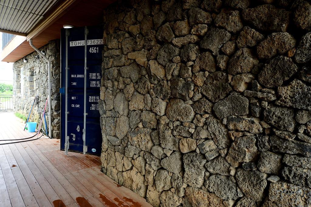 Maison Sondemul Guesthouse 済州市 エクステリア 写真